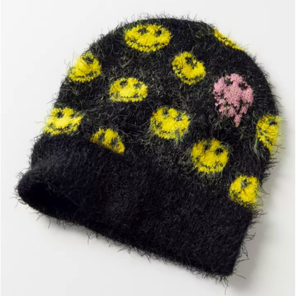 🙂 SMILEY FACE BEANIE 🙃